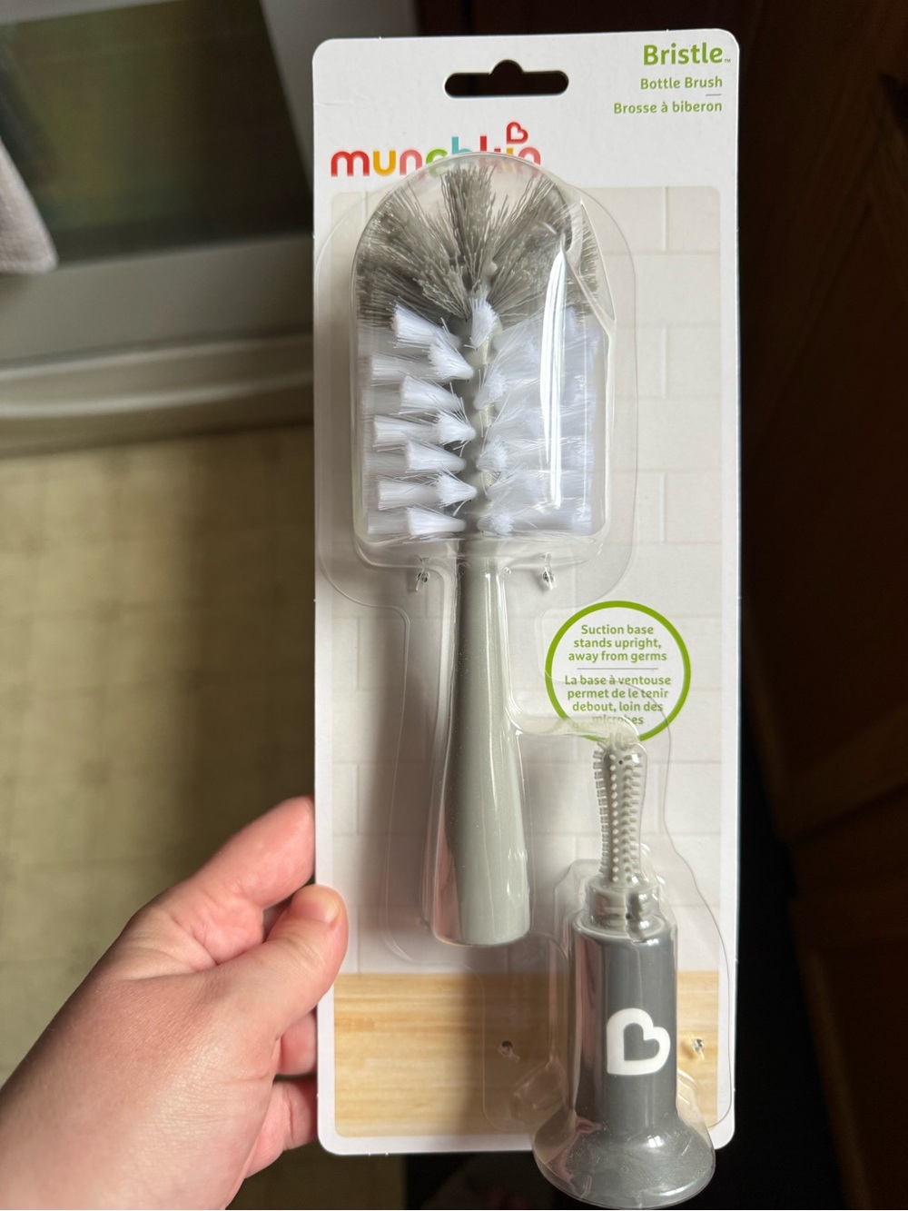 Munchkin Bottle Brush in Light Gray and White